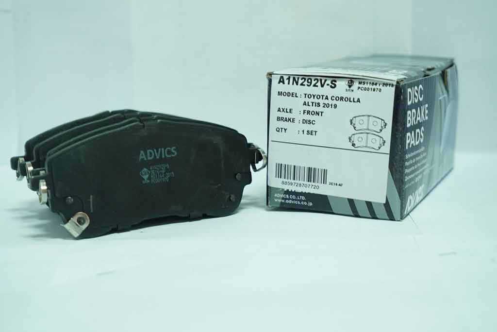 อะไหล่แท็กซี่ - ผ้าเบรคหน้า 19 ADVICS BRAKE STAR